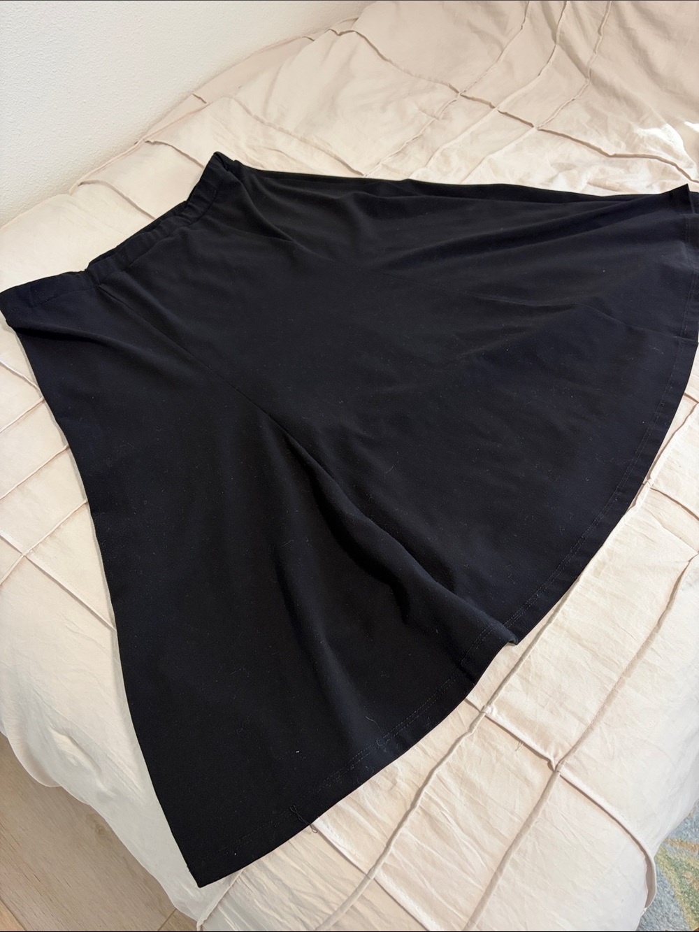 TravelSmith Black Circle Skirt
